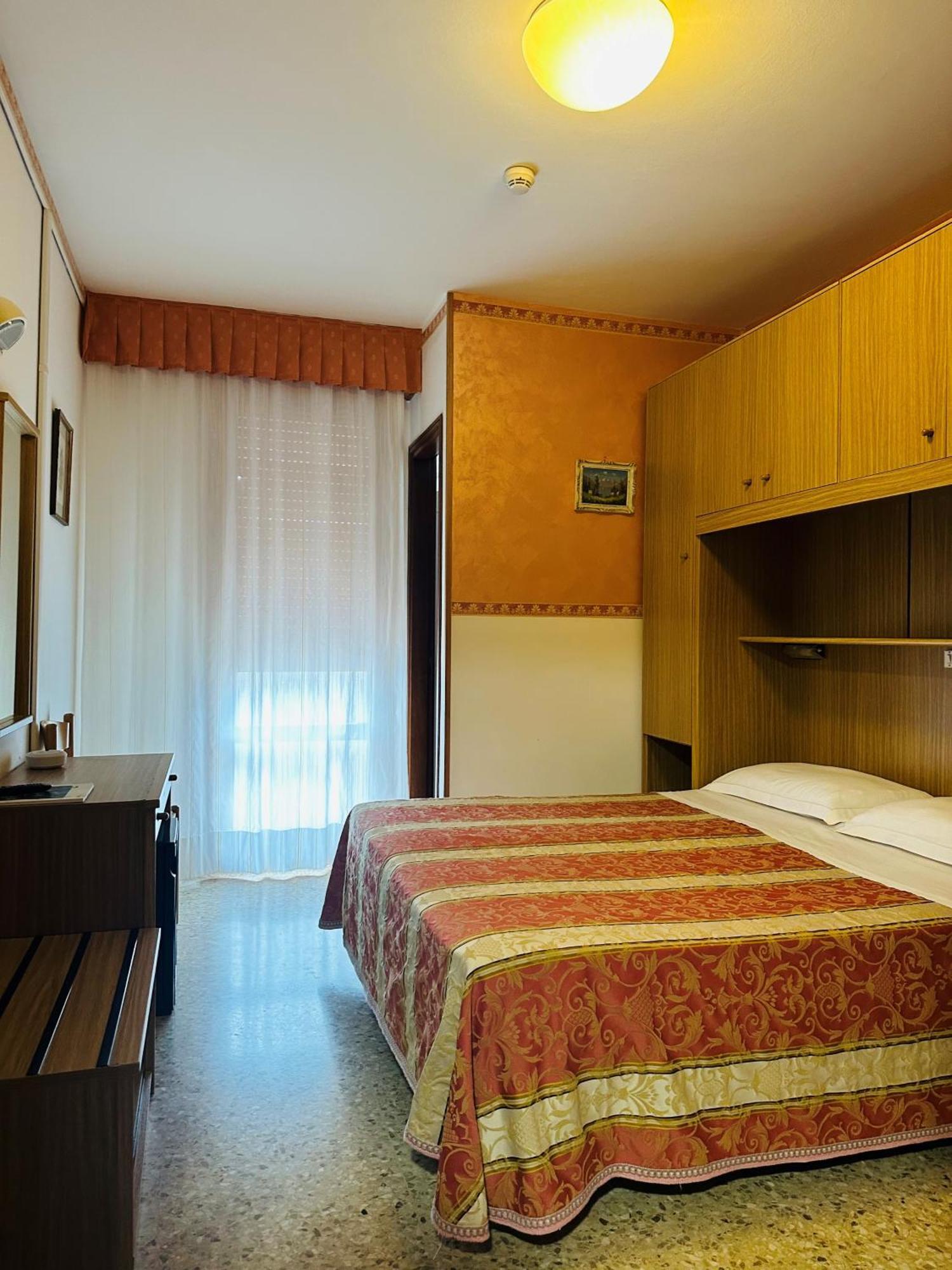 Hotel Kennedy